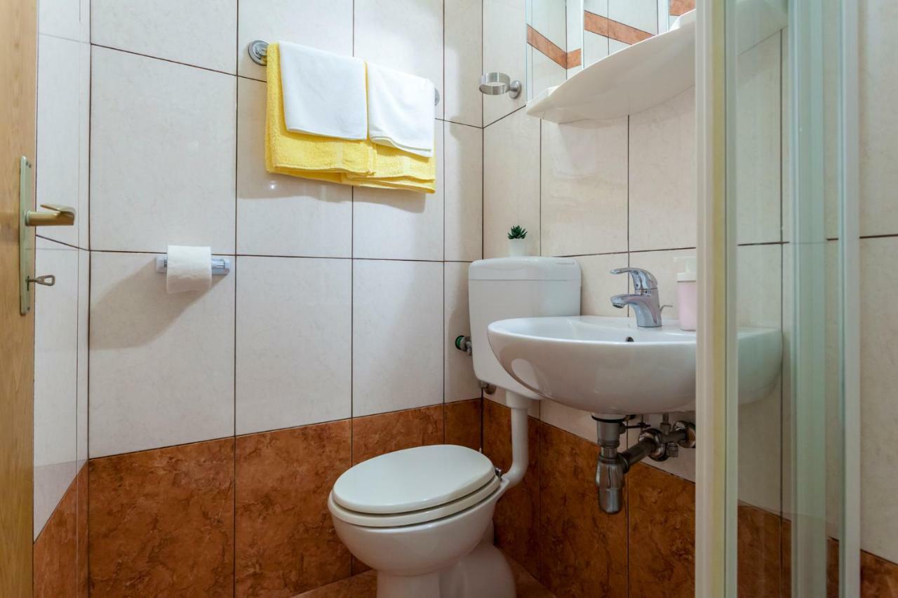 Apartment Nonna Krk Town Exteriér fotografie