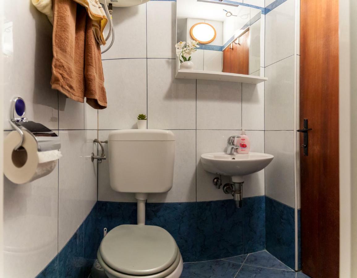 Apartment Nonna Krk Town Exteriér fotografie
